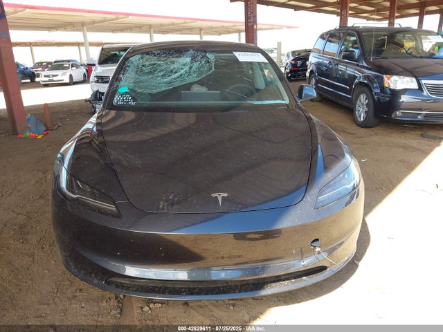 2025 TESLA MODEL 3 5YJ3E1EAXSF988818 Photo 5