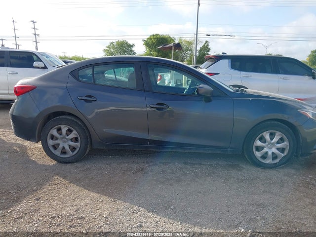 3MZBM1U76FM166438 Mazda pe