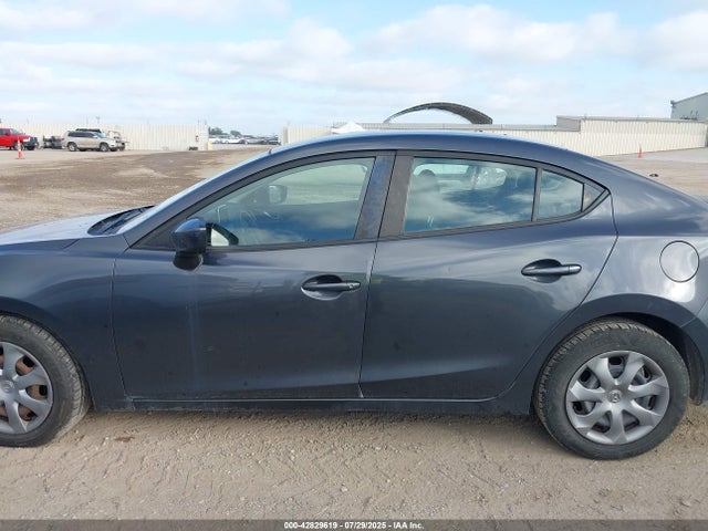 3MZBM1U76FM166438 Mazda pe