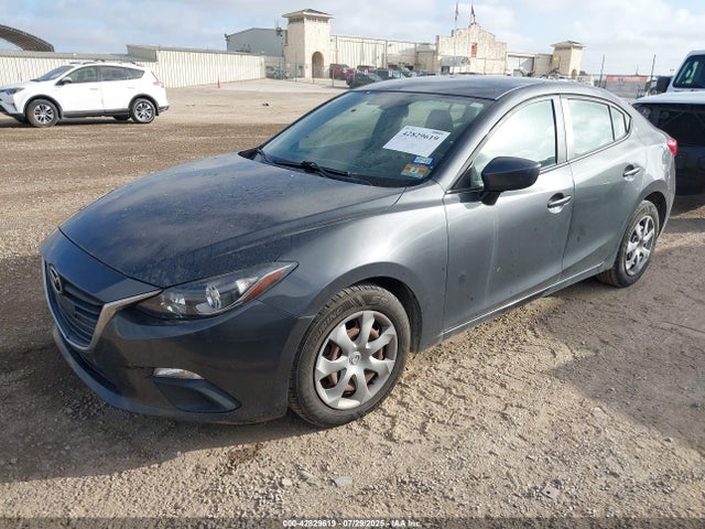 3MZBM1U76FM166438 Mazda pe