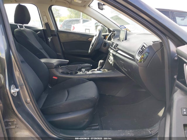 3MZBM1U76FM166438 Mazda pe