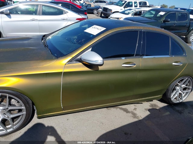 55SWF4JB4FU056323 Mercedes-Benz C-Class