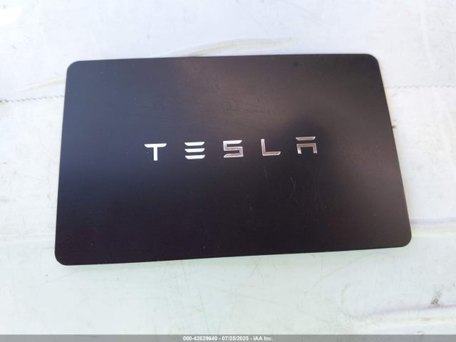 2024 TESLA MODEL Y 7SAYGDEE3RF987690 Photo 10