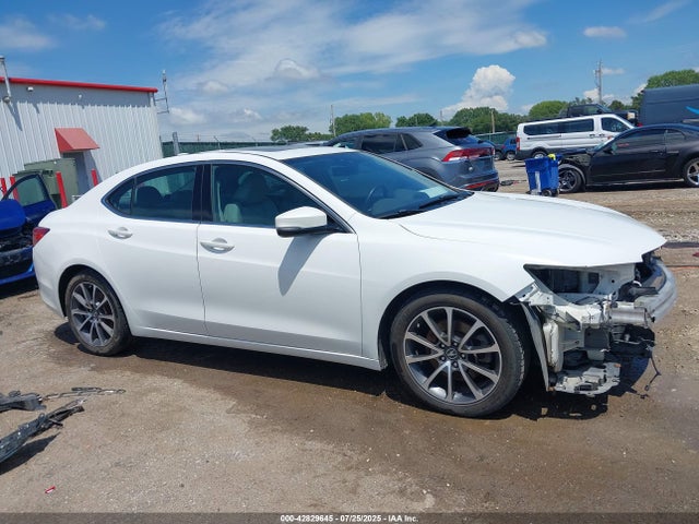 Acura j35y6 2015 19UUB2F57FA024732 Image 14