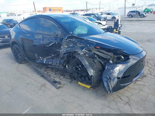 2023 TESLA MODEL Y 7SAYGDEE4PA136783 Photo 0