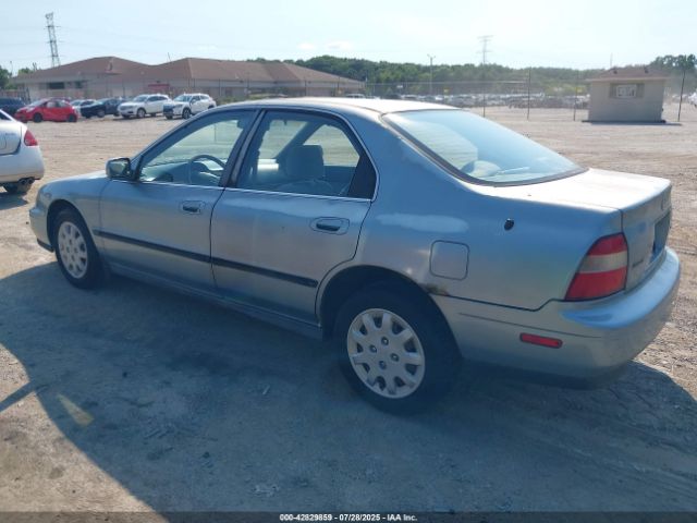 1995 HONDA ACCORD 1HGCE6645SA023851 Photo 2