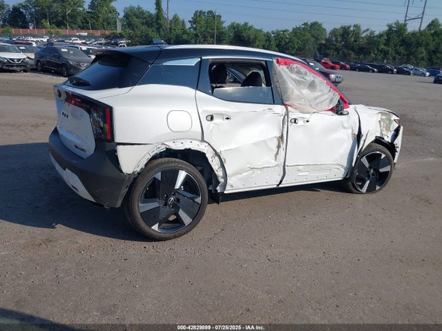 3N8AP6DB8SL326783 Nissan kicks mpv