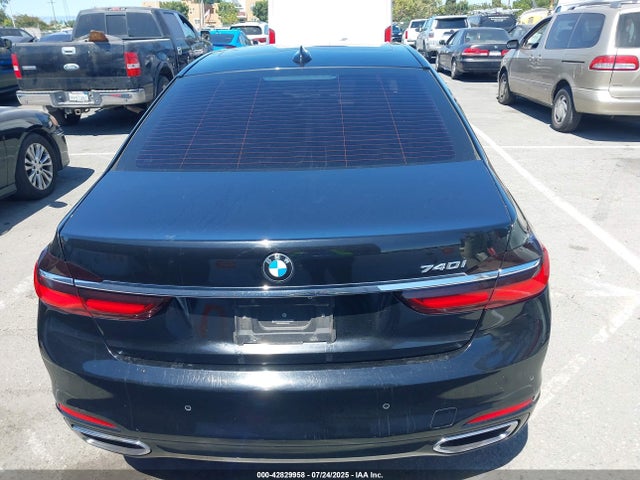 BMW 740I 2016 WBA7E2C59GG504595 Image 16