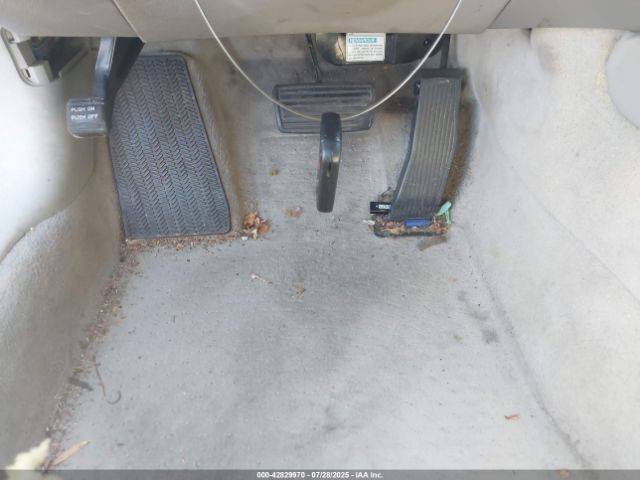 2005 ACURA RL JH4KB16575C009908 Photo 10