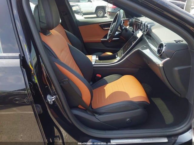 W1KAF4GB4NR037885 Mercedes-Benz m264