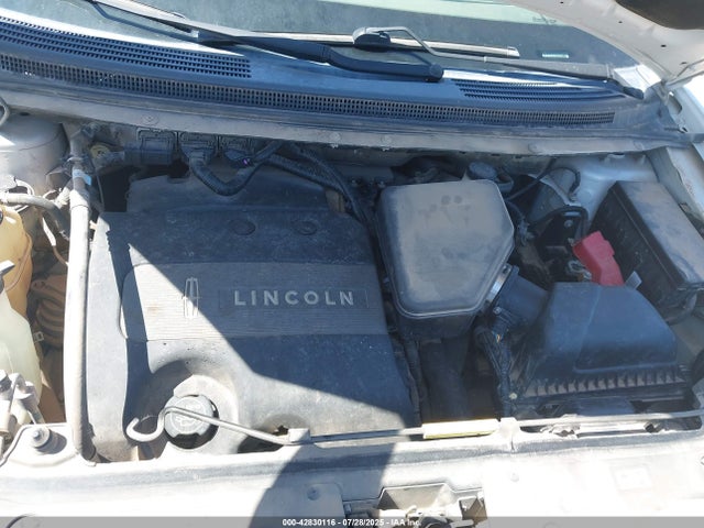 Lincoln 2015 2015 2LMDJ6JK4FBL29292 Image 10