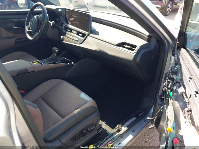 Lexus a25a-fxs 2025 58ADA1C19SU062375 Image 5