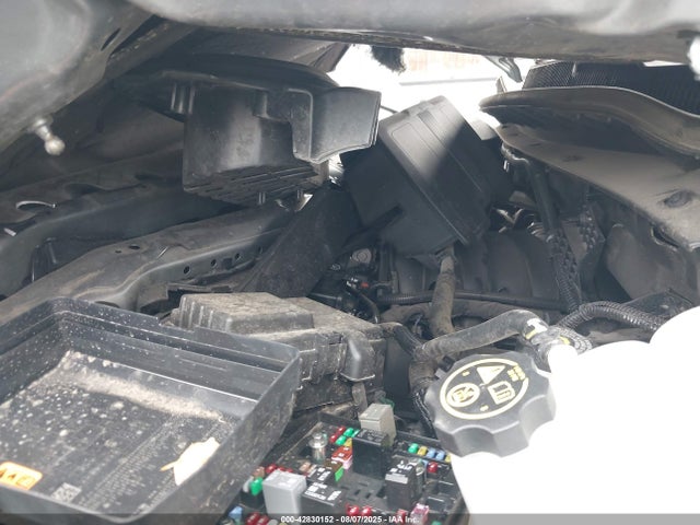 Chevrolet l8t 2024 2GC4YPE71R1110307 Image 10