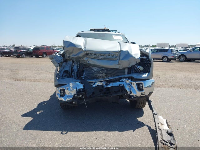 Chevrolet l8t 2024 2GC4YPE71R1110307 Image 12