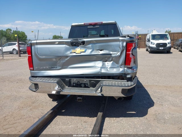 Chevrolet l8t 2024 2GC4YPE71R1110307 Image 16