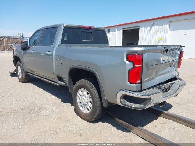 Chevrolet l8t 2024 2GC4YPE71R1110307 Image 3