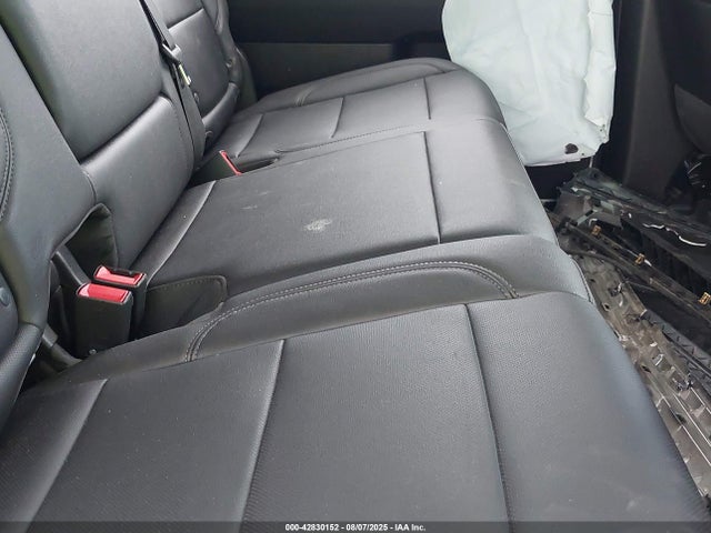 Chevrolet l8t 2024 2GC4YPE71R1110307 Image 8