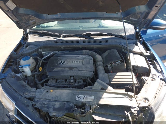 3VWL07AJ5GM409791 Volkswagen 2016