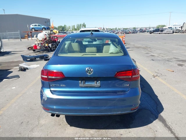 3VWL07AJ5GM409791 Volkswagen 2016