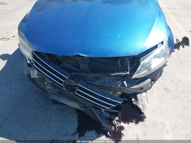 3VWL07AJ5GM409791 Volkswagen 2016