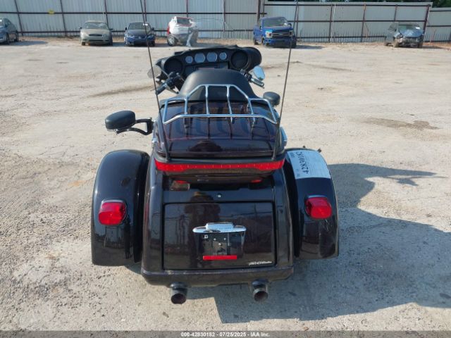 2014 HARLEY-DAVIDSON FLHTCUTG 1HD1MAL11EB856811 Photo 5