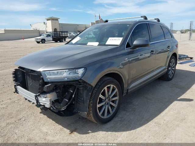 2019 AUDI Q7 WA1LHAF76KD032103 Photo 1
