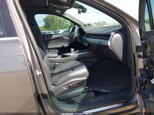 2019 AUDI Q7 WA1LHAF76KD032103 Photo 4