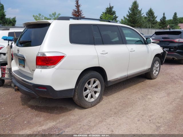 2013 TOYOTA HIGHLANDER 5TDBK3EH7DS243892 Photo 3