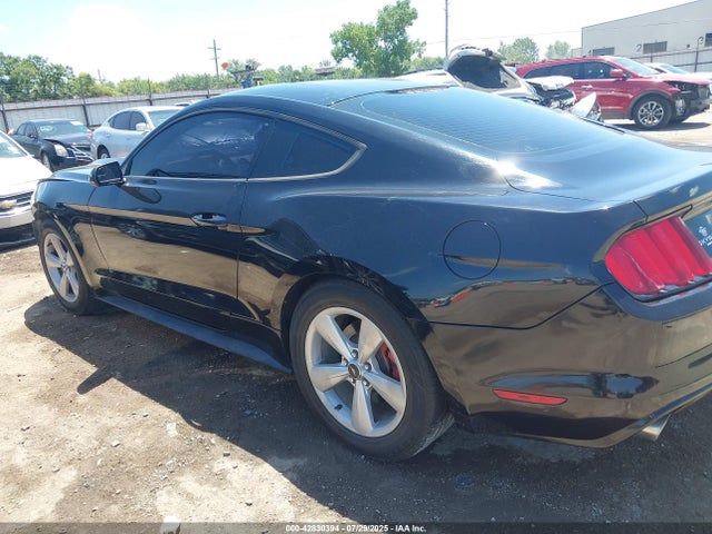 1FA6P8AM8G5302855 Ford 2016