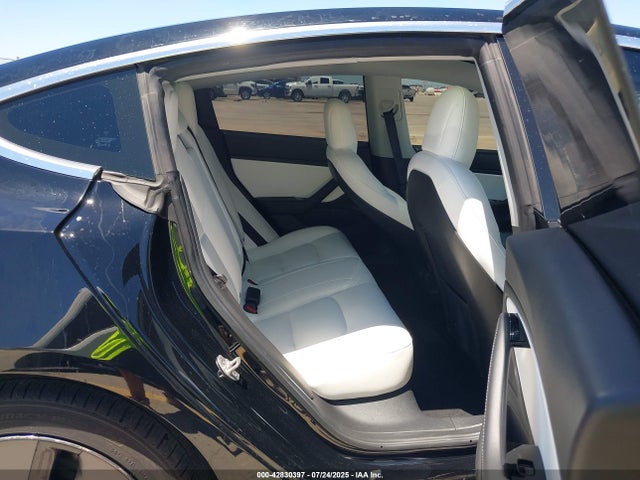2018 TESLA MODEL 3 5YJ3E1EAXJF166387 Photo 7