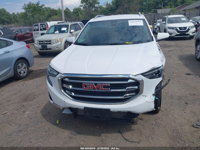 3GKALVEV2ML396054 GMC lyx