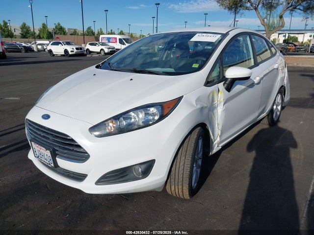 Ford Fiesta 2019 3FADP4BJ4KM137264 Image 2