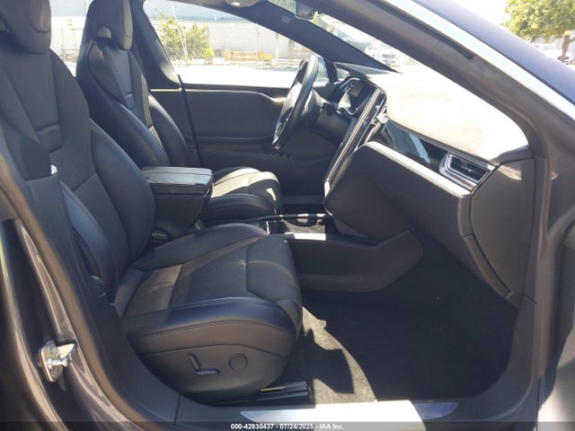 2017 TESLA MODEL S 5YJSA1E28HF198197 Photo 4