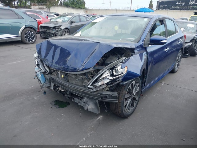 Nissan 2017 2017 3N1CB7AP0HY259572 Image 2