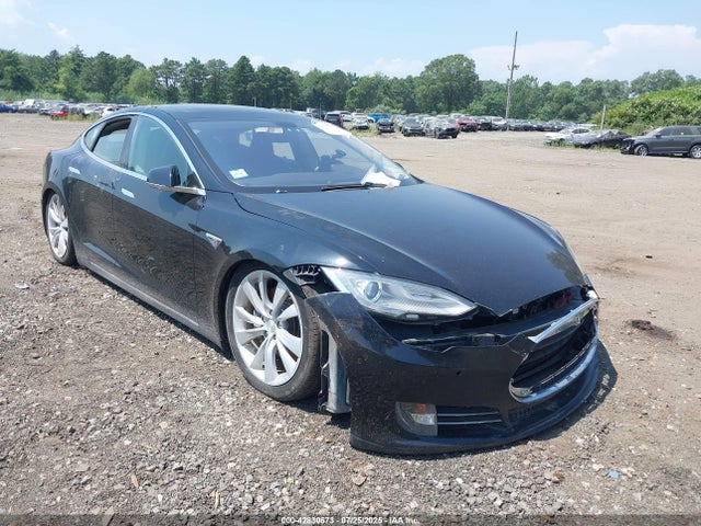 2014 TESLA MODEL S 5YJSA1H16EFP30464 Photo 0