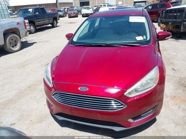 1FADP3N25GL321426 Ford 2016