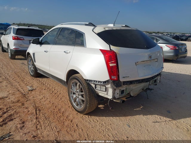 2015 CADILLAC SRX 3GYFNDE37FS547638 Photo 2
