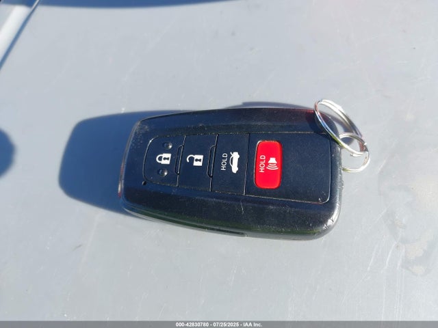4T1B61HK1JU624060 Toyota a25a-fks