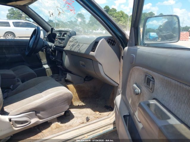 2000 NISSAN FRONTIER 1N6DD26S8YC320118 Photo 4