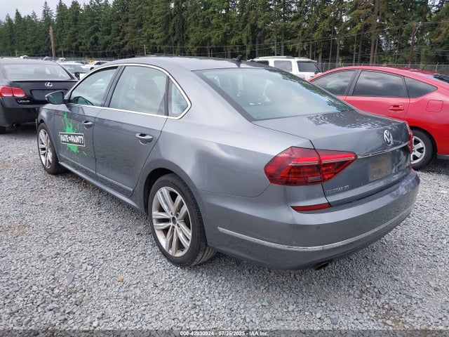 1VWGT7A36HC063747 Volkswagen 1.8 tsi