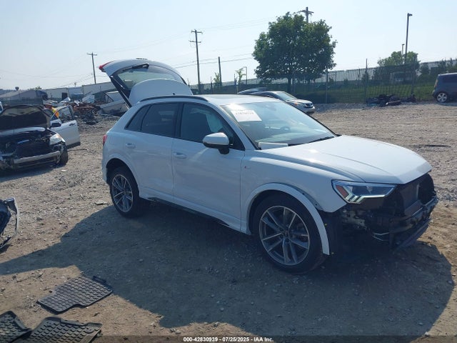 2022 AUDI Q3 WA1EECF32N1136264 Photo 0