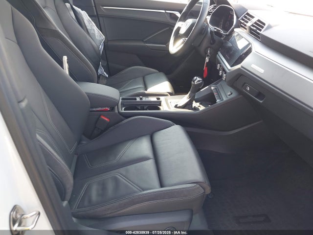 2022 AUDI Q3 WA1EECF32N1136264 Photo 4