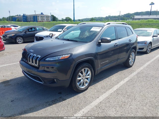 1C4PJMDSXHW567517 Jeep Cherokee