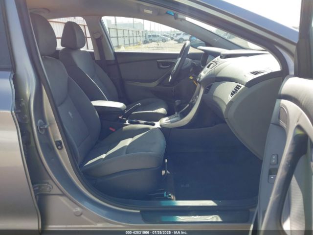 2011 HYUNDAI ELANTRA KMHDH4AE2BU097933 Photo 4