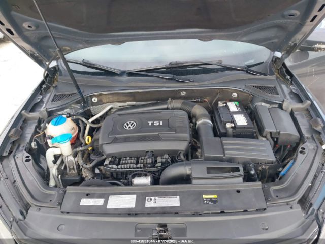 2017 VOLKSWAGEN PASSAT 1VWDT7A3XHC060756 Photo 9