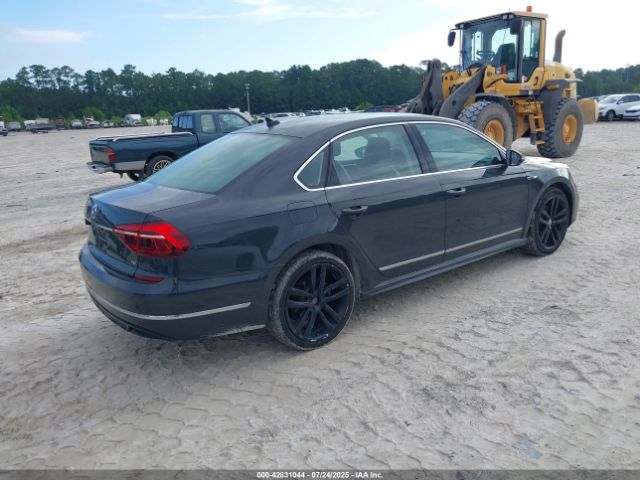 2017 VOLKSWAGEN PASSAT 1VWDT7A3XHC060756 Photo 3
