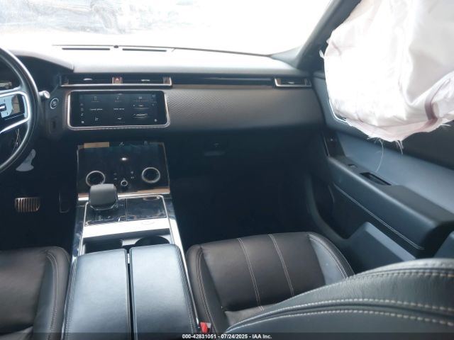 2021 LAND ROVER RANGE ROVER VELAR SALYT2EX7MA307539 Photo 4