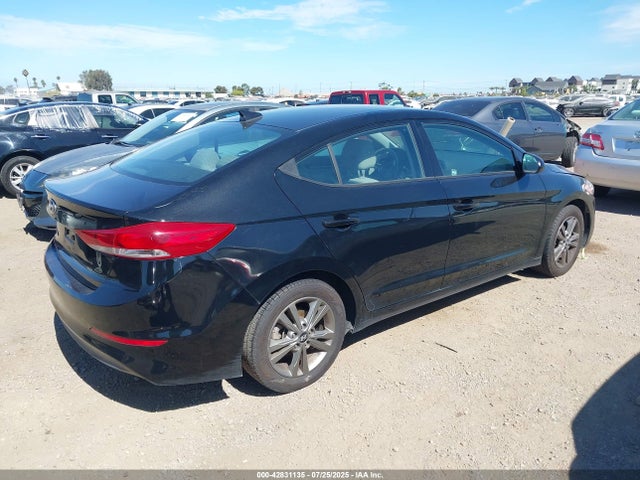 5NPD84LF0JH215299 Hyundai mpi nu