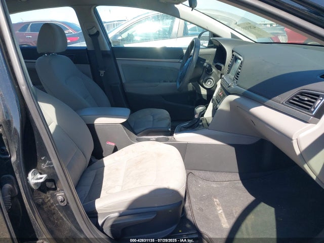 5NPD84LF0JH215299 Hyundai mpi nu