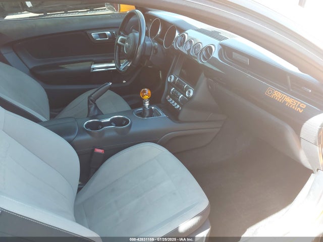 Ford 5.0l 4v premium fuel 2018 1FA6P8CF6J5154470 Image 5
